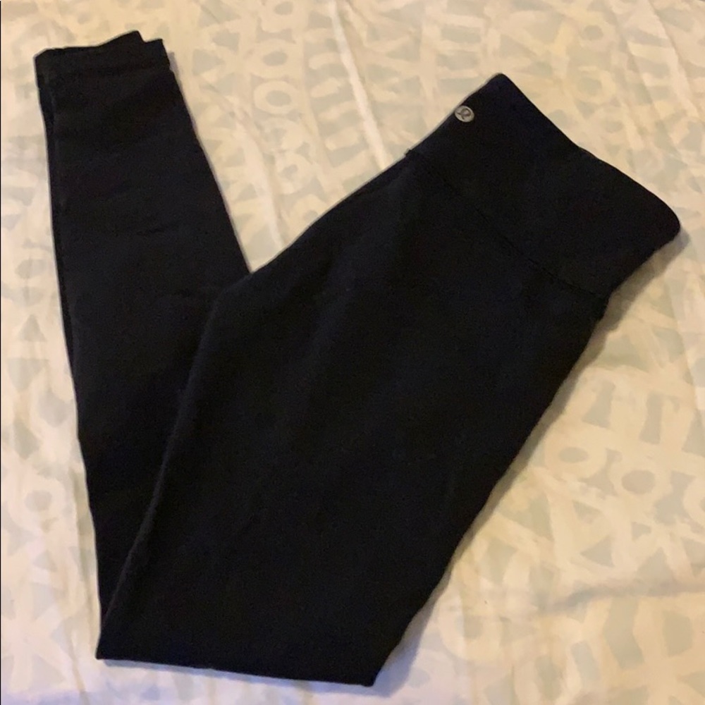 Lululemon black high rise leggings